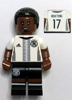 Jérôme Boateng (17) — minifigure detail