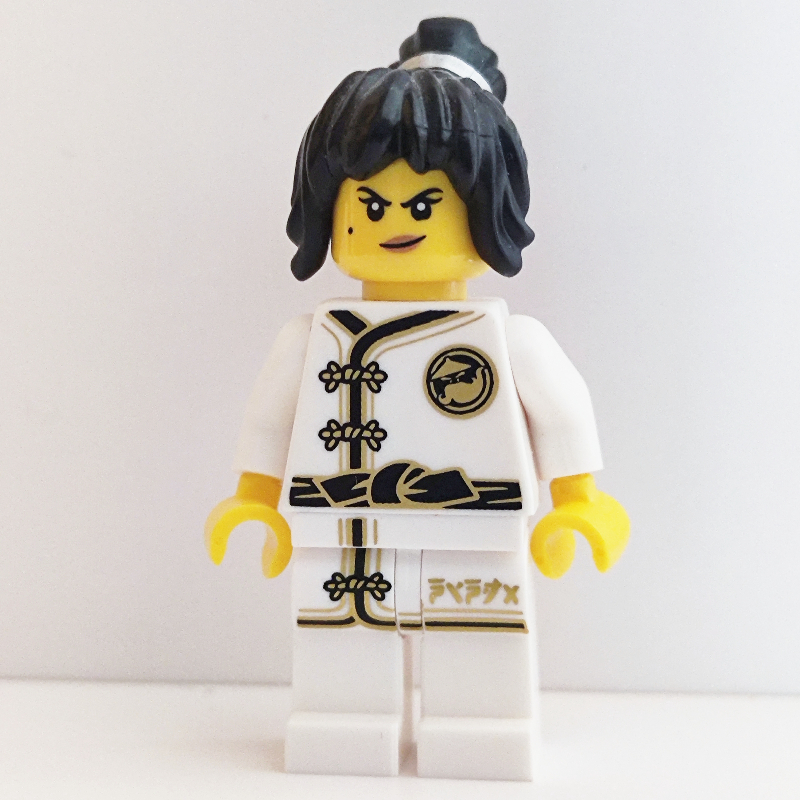 Nya in White Training Gi with Ponytail (CMF) — minifigure detail