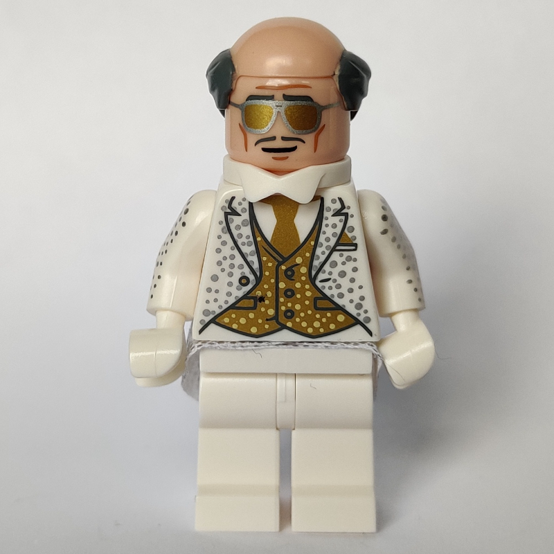 Alfred Pennyworth, Balding, White Tuxedo (Disco Outfit)(CMF) — minifigure detail