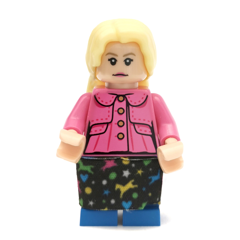 Luna Lovegood, Dark Pink Jacket, Cloth Skirt — minifigure detail