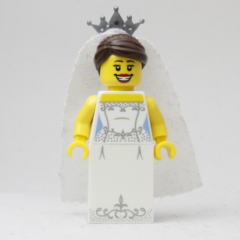 Bride — minifigure detail
