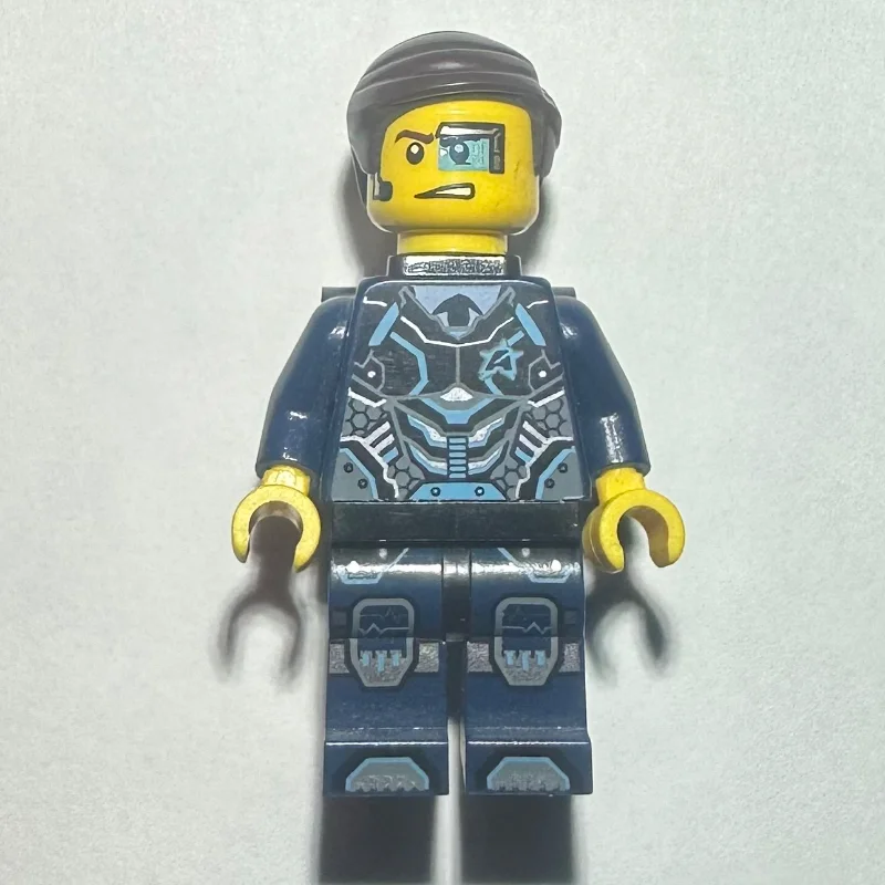 Agent Curtis Bolt with Neck Bracket