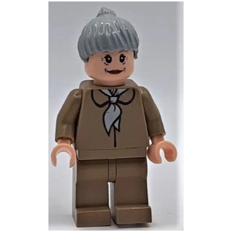 Aunt May in Dark Tan Outfit
