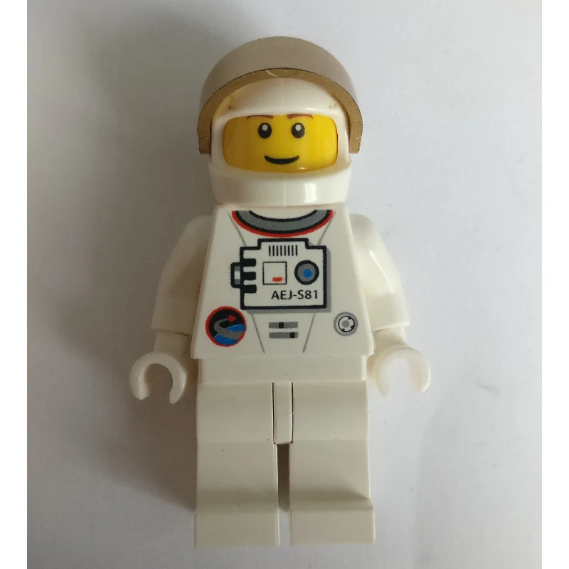 Astronaut - White Torso and Legs, Gold Visor, Male