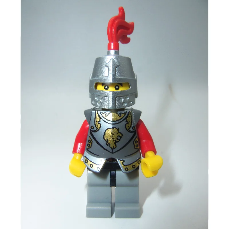 Knight, Red, Silver Armor, Helmet with Red Plume