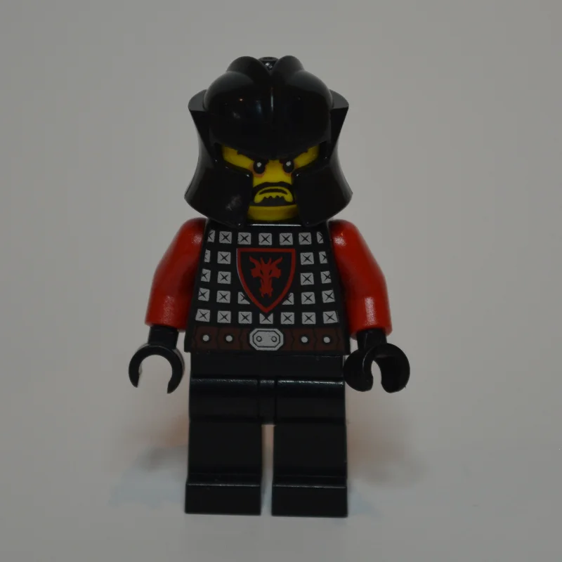 Dragon Knight, Red, Helmet, Black Beard
