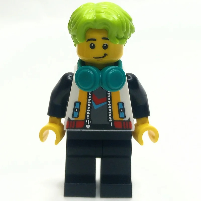 Blogger, White Jacket, Black Legs, Lime Hair