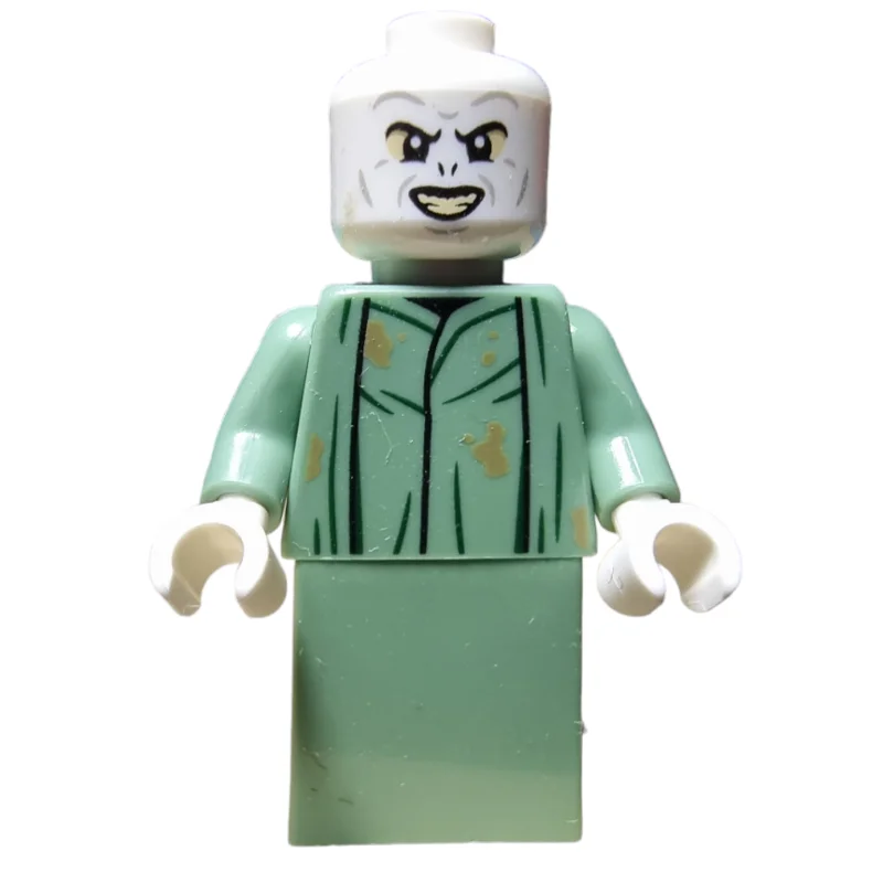 Voldemort, Dirty Sand Green Robe