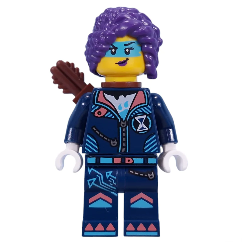Zoey, Dark Blue Suit, Quiver