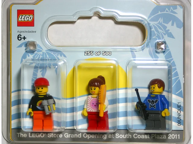 LEGO Store Grand Opening Exclusive Set, South Coast Plaza, Costa Mesa, CA