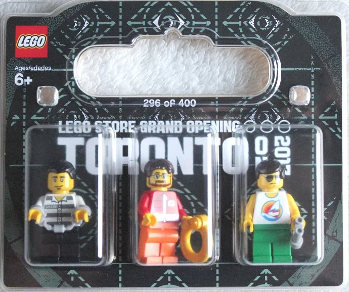 LEGO Store Grand Opening Exclusive Set, Yorkdale Mall, Toronto, ON, Canada